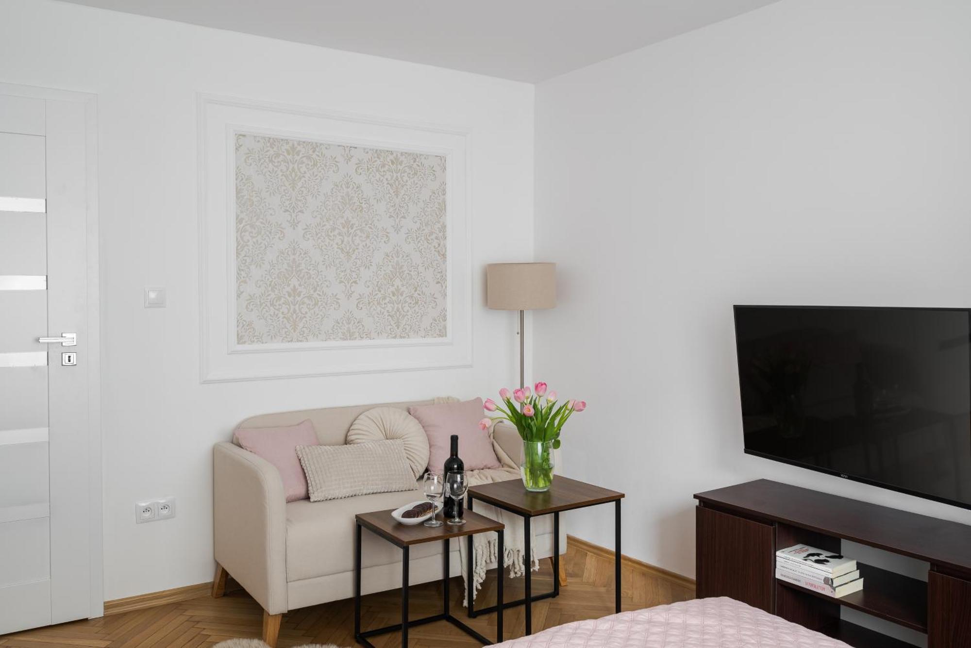 2-br 200 M From Station With Parking On Site