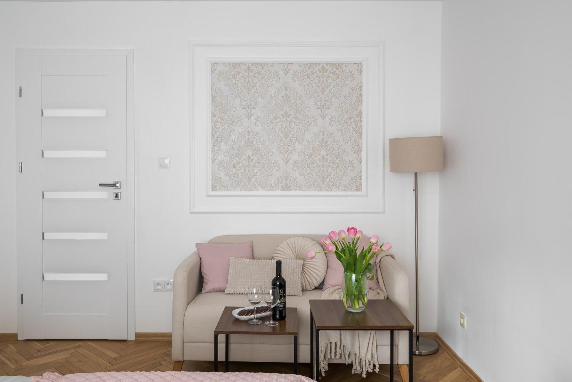 2-br 200 M From Station With Parking On Site *